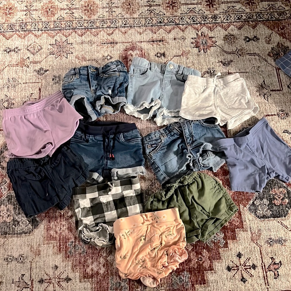 Shorts lot